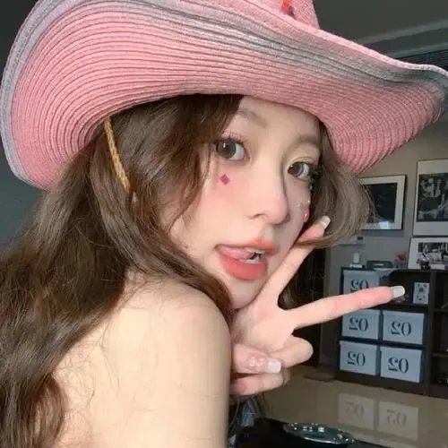 我梦中的女王 封面